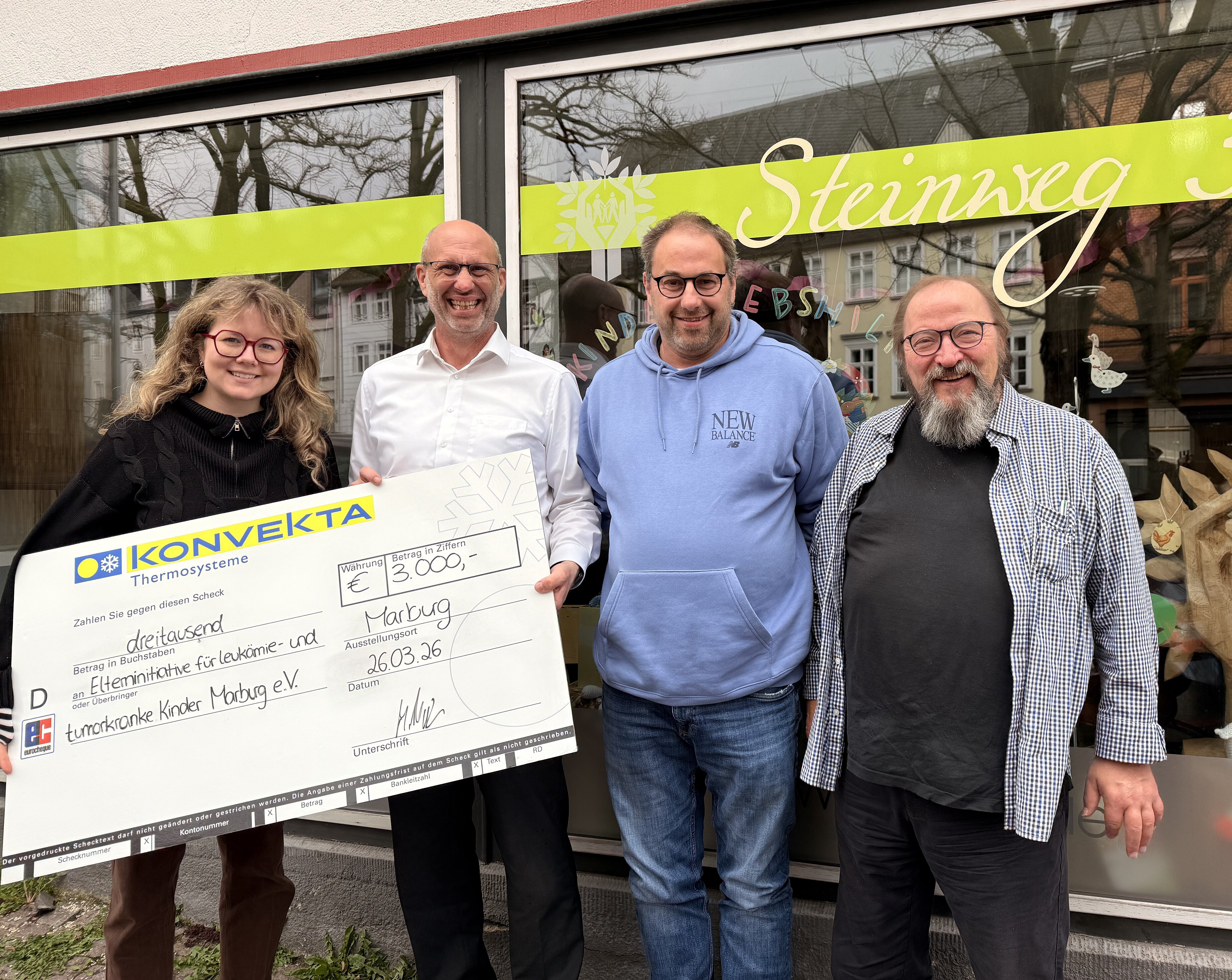 Spendenübergabe Elterninitiative für leukämie- und tumorkranke Kinder Marburg e.V.
